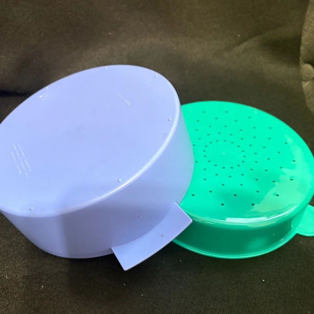 TUPPERWARE 2 Piece Smaller Micro Dish Streamer Set  Replacements No Lid #3220-22